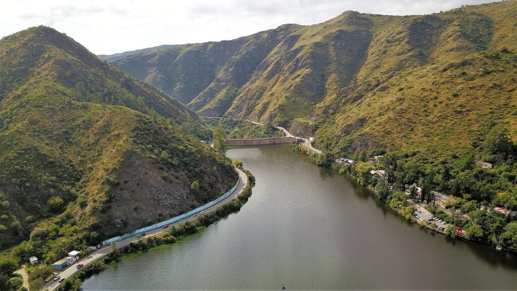 lago en carlos paz, córdoba.